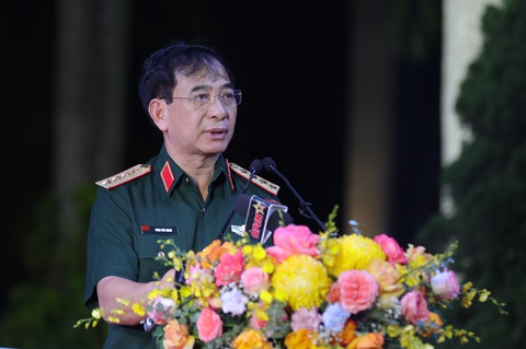 Đại tướng Phan Văn Giang tỏ lòng tri ân thương binh, bệnh binh, thân nhân liệt sĩ, người có công với cách mạng - Ảnh: DANH KHANG Đại tướng Phan Văn Giang tri ân thương binh, bệnh binh, thân nhân liệt sĩ, người có công với cách mạng - Ảnh: DANH KHANG