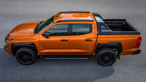Mitsubishi Triton đời mới chính thức ra mắt - Ảnh 8. Mitsubishi Triton đời mới chính thức ra mắt - Ảnh 8.