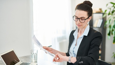 Mỹ: Nhân viên chuộng mô hình giảm giờ làm chiều, đến tối hoàn thành công việc - Ảnh 1. Mỹ: Nhân viên chuộng mô hình giảm giờ làm chiều, đến tối hoàn thành công việc - Ảnh 1.