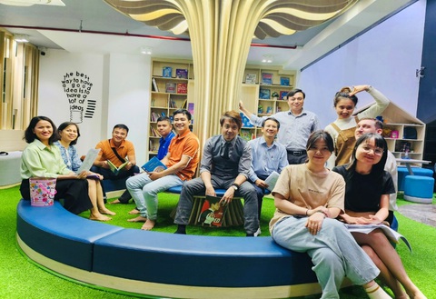 Kỹ năng ngoại ngữ giúp người lao động chủ động đón đầu cơ hội - Ảnh 2. Kỹ năng ngoại ngữ giúp người lao động chủ động đón đầu cơ hội - Ảnh 2.
