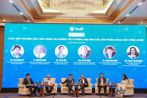 Gần 800 tỷ đồng tài trợ phi lợi nhuận cho các nhà khoa học Việt Nam - Ảnh 3. Các nhà khoa học kỳ vọng thông qua mô hình hoạt động của VINIF sẽ tạo ra tác động tích cực đối với hoạt động tài trợ, hỗ trợ cho nghiên cứu khoa học ở Việt Nam - Ảnh: MINH SƠN