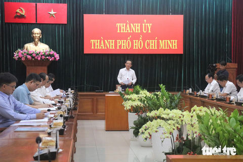 Triển khai đề án giải pháp chống tham nhũng trong hệ thống chính trị - Ảnh 1. Bí thư Thành ủy TP.HCM Nguyễn Văn Nên chủ trì phiên họp ngày 27-7 - Ảnh: CẨM NƯƠNG