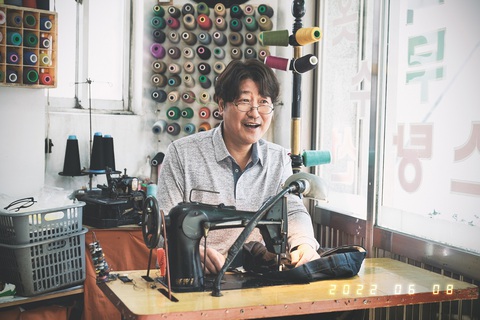 Song Kang Ho "ẵm" giải Nam chính xuất sắc nhất Liên hoan phim Cannes 2022 nhờ lối diễn chân thành, mộc mạc Song Kang Ho "ẵm" giải Nam chính xuất sắc nhất Liên hoan phim Cannes 2022 nhờ lối diễn chân thành, mộc mạc