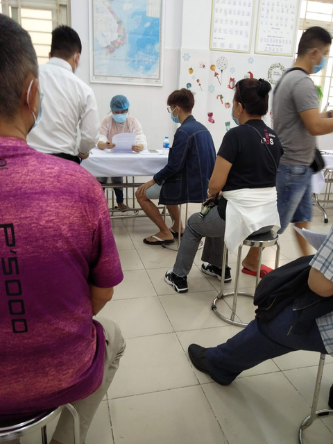Đoạn trường đi tiêm vắc xin - Ảnh 4. Tiêm vắc xin ở Trường Sông Lô