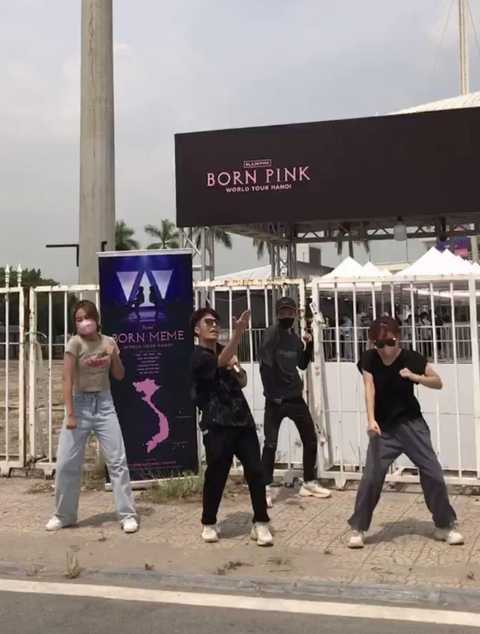 Loạt ảnh hài hước trước giờ G của concert Born Pink (P2) - Ảnh 6. Muôn kiểu "ăn theo" concert Born Pink trước giờ G.