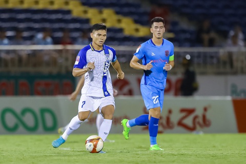 B.Bình Dương có chiến thắng đầu sau 15 trận tại V-League 2023 - Ảnh 3. Ở trận đấu này, Sông Lam Nghệ An kém duyên trong khâu ghi bàn - Ảnh: XUÂN THỦY