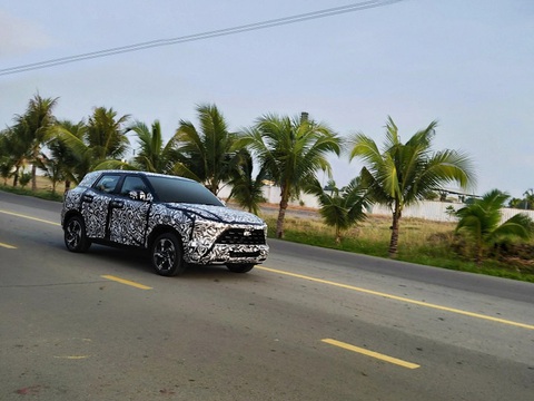 Mitsubishi XFC bản thương mại có công nghệ như Xpander Cross - Ảnh 5. XFC ra mắt bản concept tại Việt Nam. Hình ảnh chạy thử tại Việt Nam hồi đầu năm cũng được lan truyền trên mạng xã hội - Ảnh: Facebook