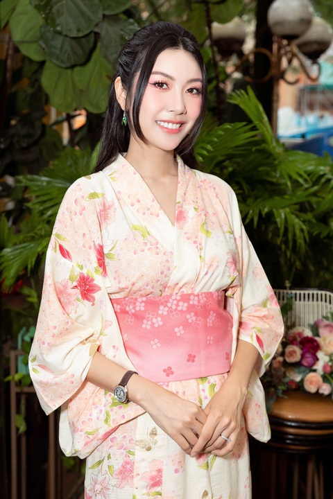 Thúy Vân kể chuyện bị mất ví ở Nhật - Ảnh 1. Thúy Vân kể chuyện bị mất ví ở Nhật - Ảnh 1.