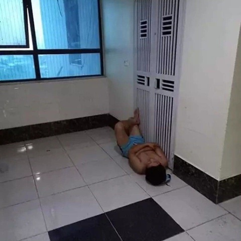 Anh chồng bật 'nóc nhà' thất bại chỉ vì một thứ xuất hiện - Ảnh 3. Anh chồng bật 'nóc nhà' thất bại chỉ vì một thứ xuất hiện - Ảnh 3.