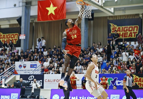 Hai kỷ lục bị xô ngã trong giai đoạn đầu VBA 2023 - Ảnh 3. Kentrell Barkley gây nhiều ấn tượng - Ảnh: VBA