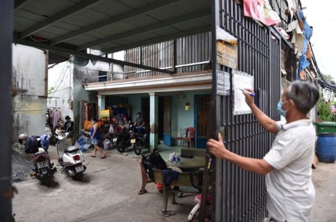 6 kinh nghiệm ở trọ hài hước cho các bạn 2k5 được chia sẻ rần rần - Ảnh 1. Tìm được nhà trọ phù hợp, ưng ý không phải là điều dễ với tất cả mọi người - Ảnh minh họa: NGỌC PHƯỢNG