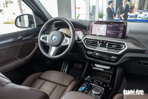 BMW iX3 cực hợp với dân 'phượt' ra mắt Việt Nam: - Ảnh 4. BMW iX3 cực hợp với dân 'phượt' ra mắt Việt Nam: - Ảnh 4.