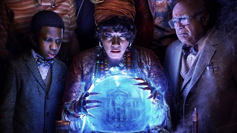 Công thức làm phim ma thành công của Disney - Ảnh 2. The Haunted Mansion vừa hài hước vừa kinh dị - Ảnh: Disney