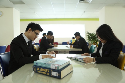 HUTECH tuyển sinh 15 chuyên ngành thạc sĩ năm 2023 - Đợt 3 - Ảnh 1. HUTECH tuyển sinh 15 chuyên ngành thạc sĩ năm 2023 - Đợt 3 - Ảnh 1.