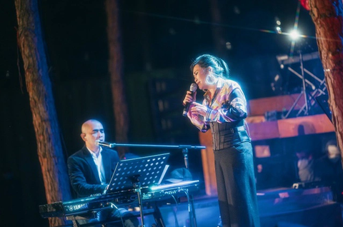 Nhạc sĩ Đức Trí chia sẻ: "Tôi thích cách hát của Phương Thanh. Chanh luôn truyền tải rất đúng ý đồ và thông điệp của tôi." Nhạc sĩ Đức Trí chia sẻ: "Tôi thích cách hát của Phương Thanh. Chanh luôn truyền tải rất đúng ý đồ và thông điệp của tôi"