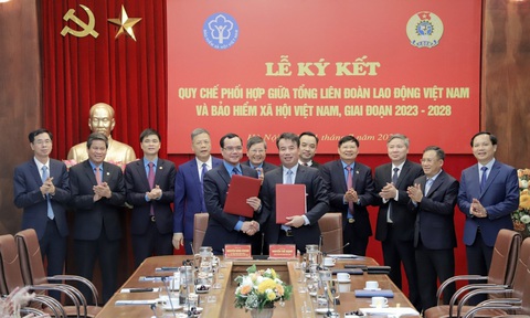 Ký quy chế thanh tra, giám sát các quy định về bảo hiểm xã hội - Ảnh 1. Lễ ký kết giữa Tổng liên đoàn Lao động Việt Nam và Bảo hiểm xã hội Việt Nam