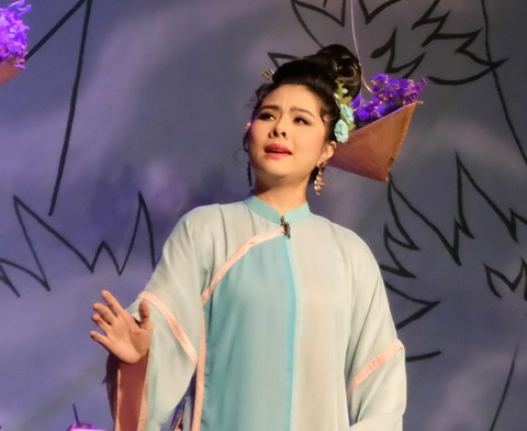 Vân Trang trong vở Mưu bà Tú - Ảnh: LINH ĐOAN Vân Trang trong vở Mưu bà Tú - Ảnh: LINH ĐOAN