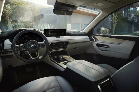 Theo chân CX-8, Mazda CX9 sẽ bị loại khỏi đội hình - Ảnh 2. Nội thất được kỳ vọng giúp Mazda hút khách ở phân khúc xe sang chuyển xuống của CX-90 - Ảnh: Mazda