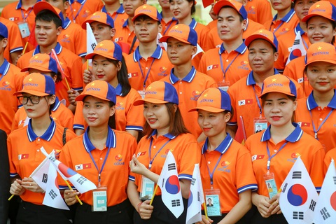 Lao động Việt Nam ứng tuyển chương trình EPS sang Hàn Quốc làm việc - Ảnh: HÀ QUÂN Lao động Việt Nam ứng tuyển chương trình EPS sang Hàn Quốc làm việc - Ảnh: HÀ QUÂN