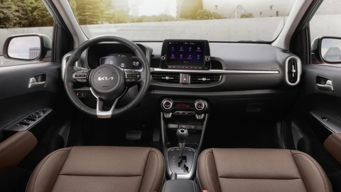 Kia Morning 2024 chính thức chào sân - Ảnh 3. Nội thất xe nay hiện đại hơn một chút vì cụm đồng hồ chuyển sang dạng kỹ thuật số - Ảnh: Kia