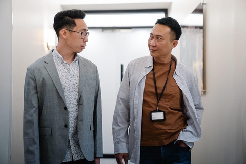 Chiến thuật tăng lương bằng lời mời nhận việc - Ảnh 2. Cân nhắc cách đề đạt tăng lương phù hợp - Ảnh: Pexels