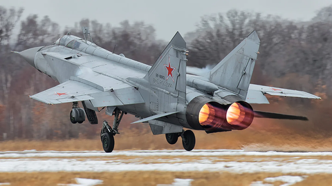 Tiêm kích MiG-31 của Nga - Ảnh: THE DRIVE Tiêm kích MiG-31 của Nga - Ảnh: THE DRIVE