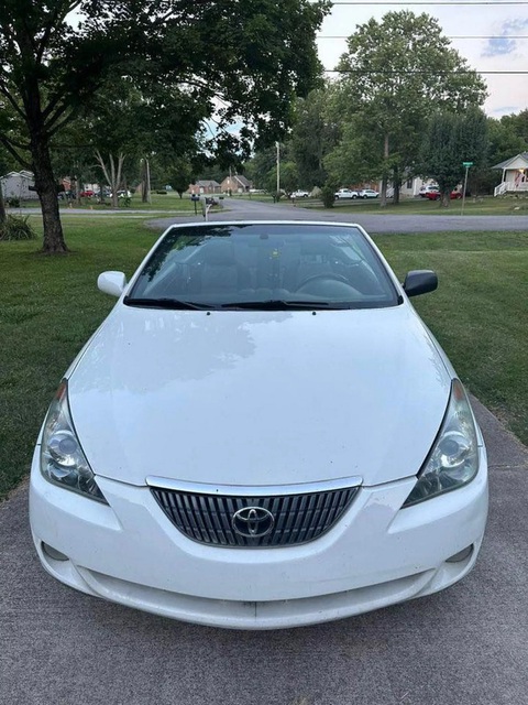 Toyota Camry bản mui trần độ lạ: Thêm thùng Explorer để thành bán tải, giá chỉ hơn trăm triệu - Ảnh 4. Toyota Camry bản mui trần độ lạ: Thêm thùng Explorer để thành bán tải, giá chỉ hơn trăm triệu - Ảnh 4.
