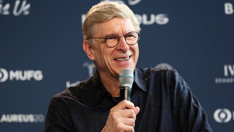 HLV Wenger là người đề xuất luật việt vị mới - Ảnh: REUTERS HLV Wenger là người đề xuất luật việt vị mới - Ảnh: REUTERS