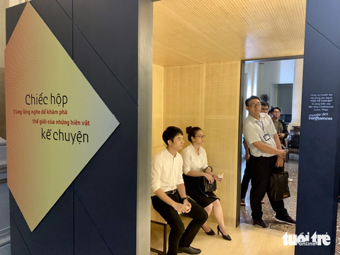 Hộp kể chuyện quảng bá thông tin về các hiện vật của bảo tàng - Ảnh: HOÀI PHƯƠNG Hộp kể chuyện quảng bá thông tin về các hiện vật của bảo tàng - Ảnh: HOÀI PHƯƠNG