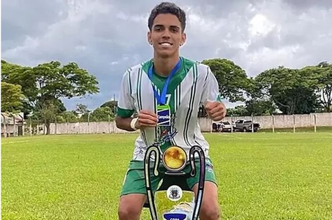 Kinh hoàng: cầu thủ 19 tuổi Brazil bị chặt đầu và phân xác - Ảnh 1. Cái chết bi thảm của cầu thủ 19 tuổi Vinicius Skulny đang gây rúng động ở Brazil - Ảnh: Marca