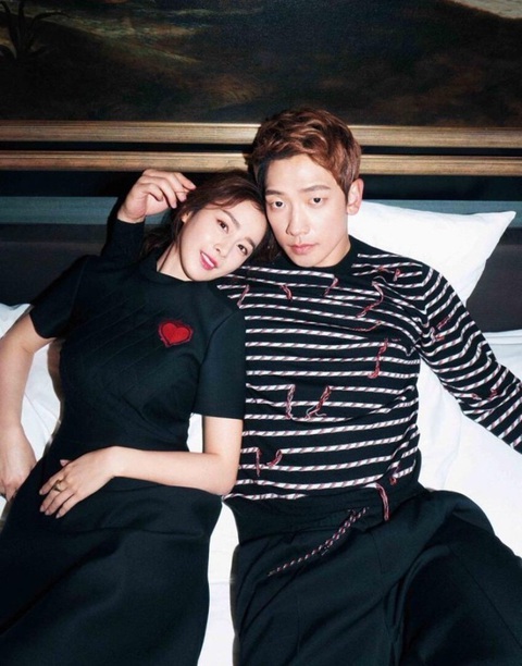 Sự trở lại ấn tượng của Kim Tae Hee trong 'Khu vườn dối trá' - Ảnh 2. Kim Tae Hee có cuộc sống hôn nhân đáng ngưỡng mộ với Bi Rain - Ảnh: Naver