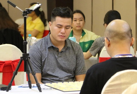 Kỳ thủ số 1 Việt Nam Lại Lý Huynh được kỳ vọng nhất đội tuyển Việt Nam lúc này - Ảnh: T.P Kỳ thủ số 1 Việt Nam Lại Lý Huynh được kỳ vọng nhất đội tuyển Việt Nam lúc này - Ảnh: T.P.