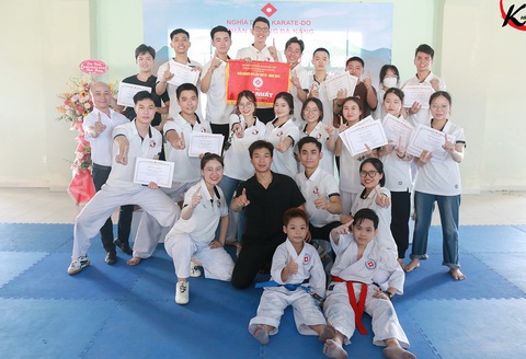 CLB Karate-do ĐH Duy Tân được 27 huy chương tại giải Nghĩa Dũng - Ảnh 3. Niềm vui ắp đầy cho một mùa thi đấu “bội thu”