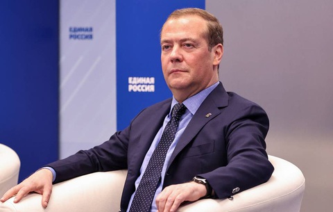 Ông Medvedev bày cách kết thúc chiến sự Ukraine 'trong vài ngày' - Ảnh 1. Ông Dmitry Medvedev - cựu tổng thống, cựu thủ tướng, và hiện là phó chủ tịch Hội đồng An ninh Nga - Ảnh: TASS