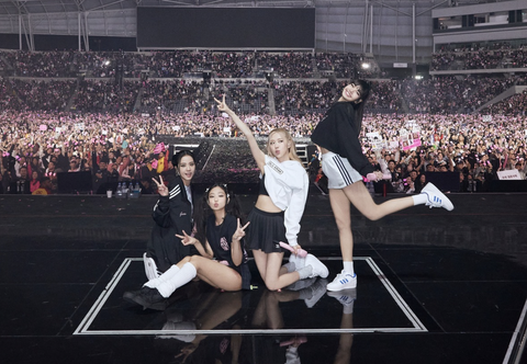 Concert Blackpink ‘chốt’ hạ hai đêm diễn chỉ với 67.000 khán giả - Ảnh 1. Concert BlackPink chốt lịch diễn tại Việt Nam sau nhiều ồn ào