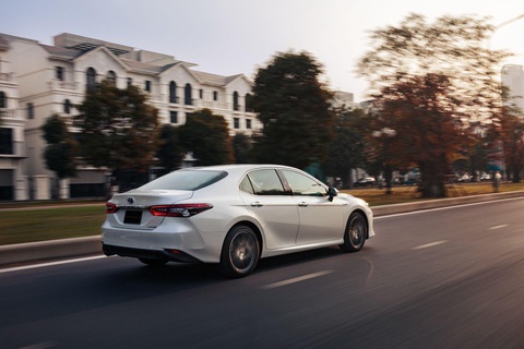 Với nhiều nâng cấp, Toyota Camry ngày càng được ưa chuộng - Ảnh 4. An toàn hàng đầu phân khúc với Toyota Safety Sense