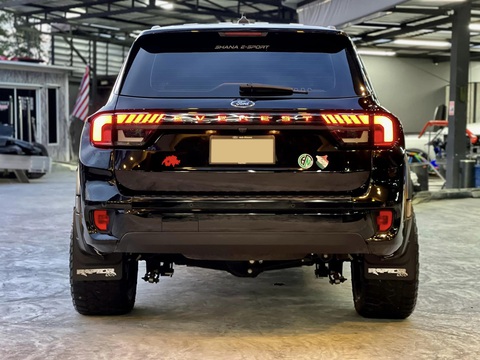 'Ford Everest Raptor' xuất hiện tại Thái Lan - Ảnh 4. 'Ford Everest Raptor' xuất hiện tại Thái Lan - Ảnh 4.