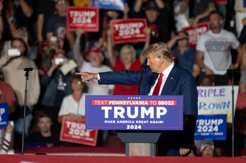 Cựu Tổng thống Mỹ Donald Trump vận động tranh cử ở bang Pennsylvania ngày 29-7 - Ảnh: AFP Cựu tổng thống Mỹ Donald Trump vận động tranh cử ở bang Pennsylvania ngày 29-7 - Ảnh: AFP