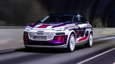 Xe Audi cho phép người dùng tự thiết kế giao diện đèn ban ngày - Ảnh 1. Audi Q6 e-tron và bản sao mang logo Porsche là Macan EV đều dời lịch ra mắt từ 2023 xuống 2024 vì vấn đề phần mềm - Ảnh: Top Gear