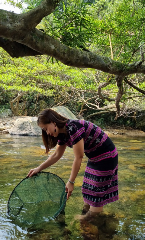 Những điểm du lịch trải nghiệm mới hấp dẫn ở Quảng Trị - Ảnh 4. Suối A Lao, xã Tà Long, huyện Đakrông - một điểm thu hút du lịch cộng đồng, trải nghiệm - Ảnh: K.K.SƯƠNG