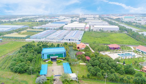 Nhìn từ khía cạnh phân tích, bậc “vnA”, triển vọng “Ổn định” là mức xếp hạng khả quan của TTCIZ, đồng thời có thể đạt mức cao hơn nếu thị trường tài chính tiếp tục thuận lợi. Ảnh: Đ.H Nhìn từ khía cạnh phân tích, bậc “vnA”, triển vọng “Ổn định” là mức xếp hạng khả quan của TTCIZ, đồng thời có thể đạt mức cao hơn nếu thị trường tài chính tiếp tục thuận lợi. Ảnh: Đ.H