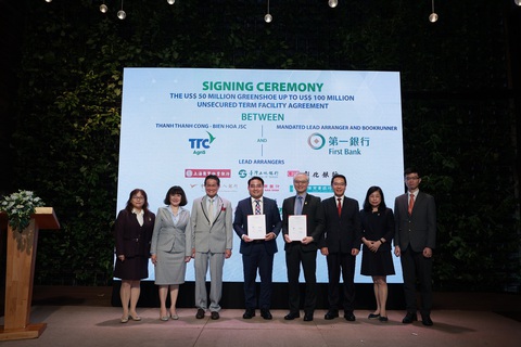 Ngày 20/7/2023, TTC AgriS tiếp tục huy động thêm 100 triệu USD từ nhóm 9 định chế tài chính Đài Loan, trong đó First Commercial Bank (FCB) - Ngân hàng lớn thứ 3 của Đài Loan đóng vai trò Lead Bank. Ảnh: Đ.H Ngày 20/7/2023, TTC AgriS tiếp tục huy động thêm 100 triệu USD từ nhóm 9 định chế tài chính Đài Loan, trong đó First Commercial Bank (FCB) - Ngân hàng lớn thứ 3 của Đài Loan đóng vai trò Lead Bank - Ảnh: Đ.H