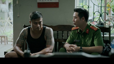Cảnh trong phim Làng trong phố - Ảnh: ĐPCC Cảnh trong phim Làng trong phố - Ảnh: ĐPCC
