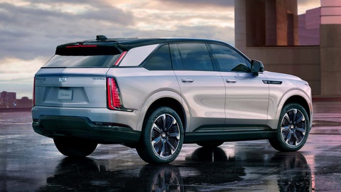 Cadillac Escalade thuần điện đỉnh cao ra mắt: Chạy hơn 700 km mỗi lần sạc, hệ thống giải trí khủng - Ảnh 8. Cadillac Escalade thuần điện đỉnh cao ra mắt: Chạy hơn 700 km mỗi lần sạc, hệ thống giải trí khủng - Ảnh 8.