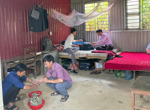 Phòng ở của giáo viên trước khi được xây dựng - Ảnh: TEAM VIỆT PHI Phòng ở của giáo viên trước khi được xây dựng - Ảnh: TEAM VIỆT PHI