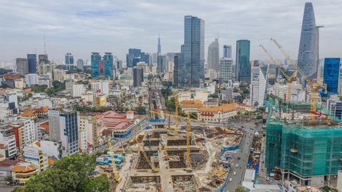 7 tháng đạt 27,2%, TP.HCM thúc nhanh giải ngân vốn đầu tư công - Ảnh 1. TP.HCM sẽ xem xét phê bình và đánh giá mức độ hoàn thành nhiệm vụ quý 3 với các đơn vị giải ngân dưới 30% tới tháng 9 - Ảnh: QUANG ĐỊNH