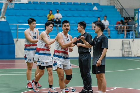 Giải bóng rổ không chuyên Hà Nội mở rộng quy mô - Ảnh 1. HBL 2023 quy tụ các đội bóng rổ từ cấp độ trẻ đến bán chuyên - Ảnh: VBA