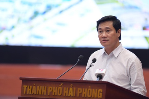 Hải Phòng sẽ phát triển đô thị sân bay Tiên Lãng - Ảnh 1. Thứ trưởng Bộ Xây dựng Nguyễn Tường Văn phát biểu tại hội thảo sáng 11-8 ở Hải Phòng - Ảnh: T.P.