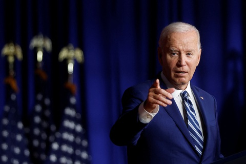 Ông Biden gọi Trung Quốc là 'quả bom hẹn giờ' - Ảnh 1. Tổng thống Mỹ Joe Biden phát biểu tại thành phố Salt Lake, bang Utah, Mỹ ngày 10-8 - Ảnh: REUTERS
