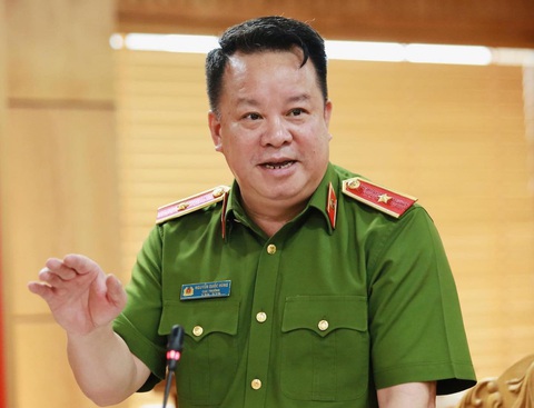 Cục trưởng C06-Bộ Công an: Đề nghị người dân cung cấp vướng mắc, khó khăn về VNeID cho chúng tôi - Ảnh 1. Thiếu tướng Nguyễn Quốc Hùng - cục trưởng Cục Cảnh sát quản lý hành chính về trật tự xã hội (C06 - Bộ Công an) - Ảnh: GIA HÂN
